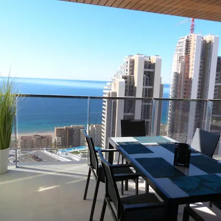 Sunset Waves Modern 200m From The 公寓