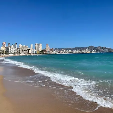 Sunset Waves Modern 200m From The Appartement Benidorm
